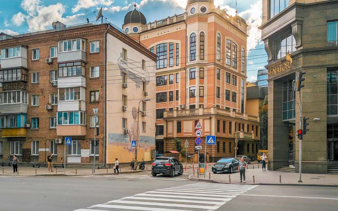 Податок на нерухомість у 2023 році: як його сплатити і кому це можна не робити