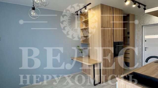 Продаж 1-кімнатної квартири-студії 30 м² з ремонтом у ЖК ParkLand